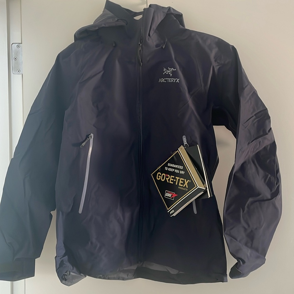 Arc’teryx Beta AR Jacket Women’s Small